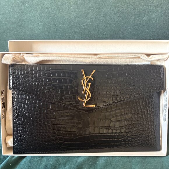 UPTOWN POUCH IN CROCODILE-EMBOSSED SHINY LEATHER - Picture 4 of 7